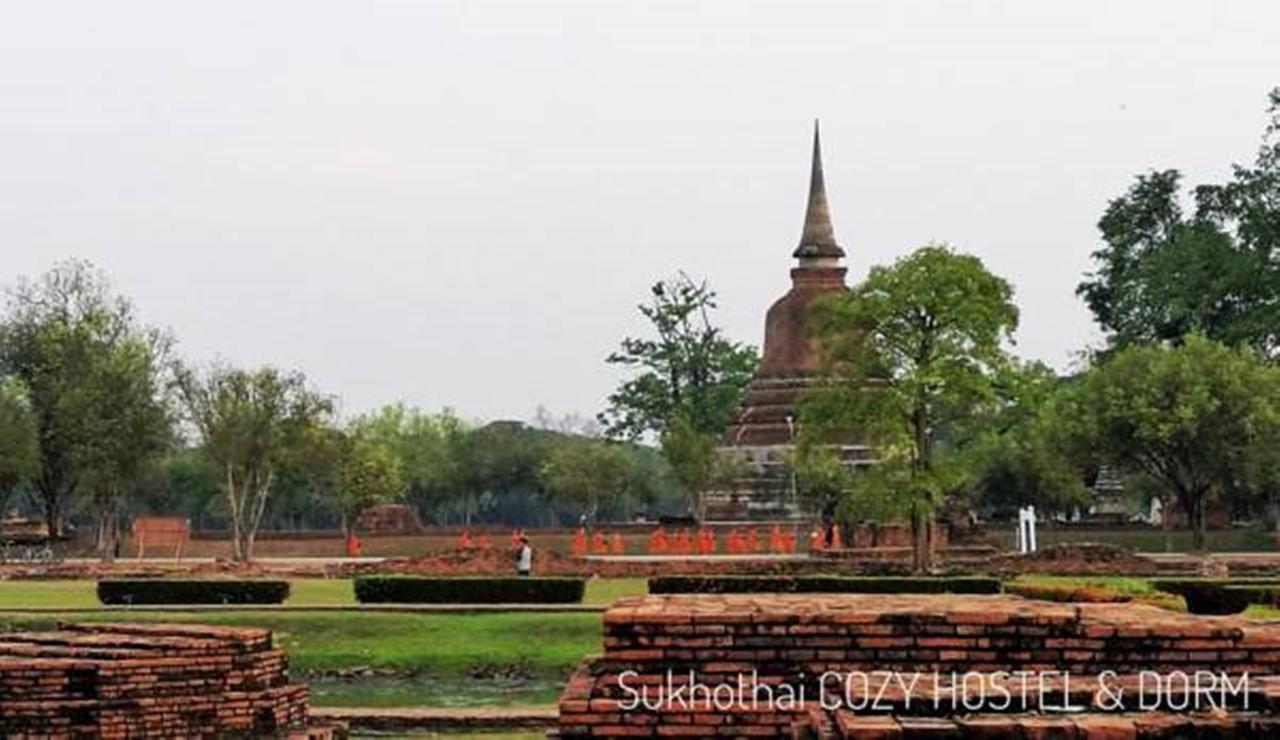 Sukhothai Cozy Hostel And Dorm Exteriör bild